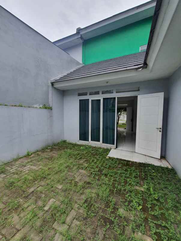 rumah 1 lt cluater fluora talaga bestari tangerang