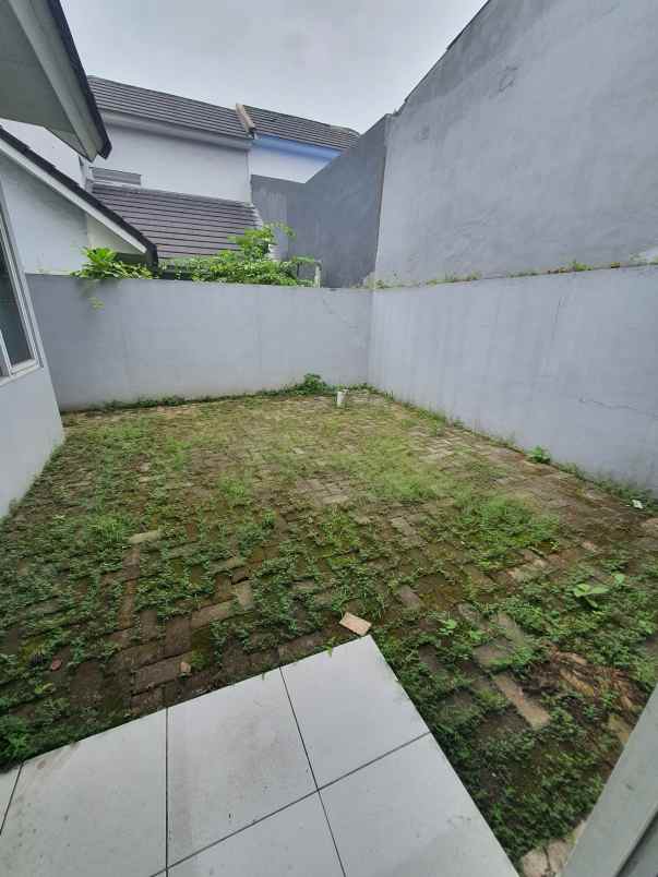 rumah 1 lt cluater fluora talaga bestari tangerang