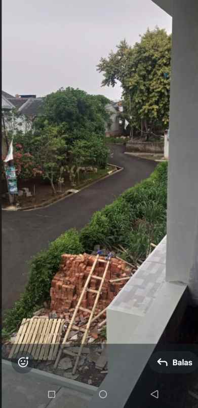 rumah 2 lantai di pamulang selatan