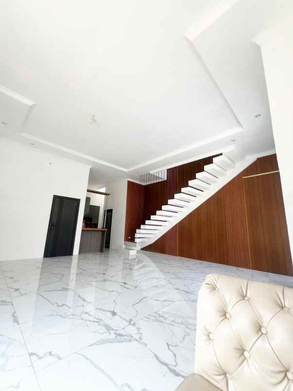 rumah baru di margacinta buah batu bandung