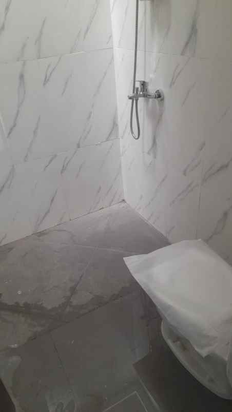 rumah baru minimalis di kota bandung