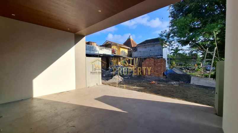 rumah cantik siap huni dekat ring road maguwoharjo