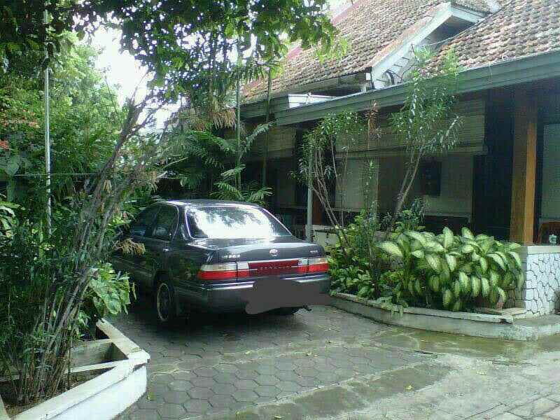 rumah golongan b di menteng jakarta pusat