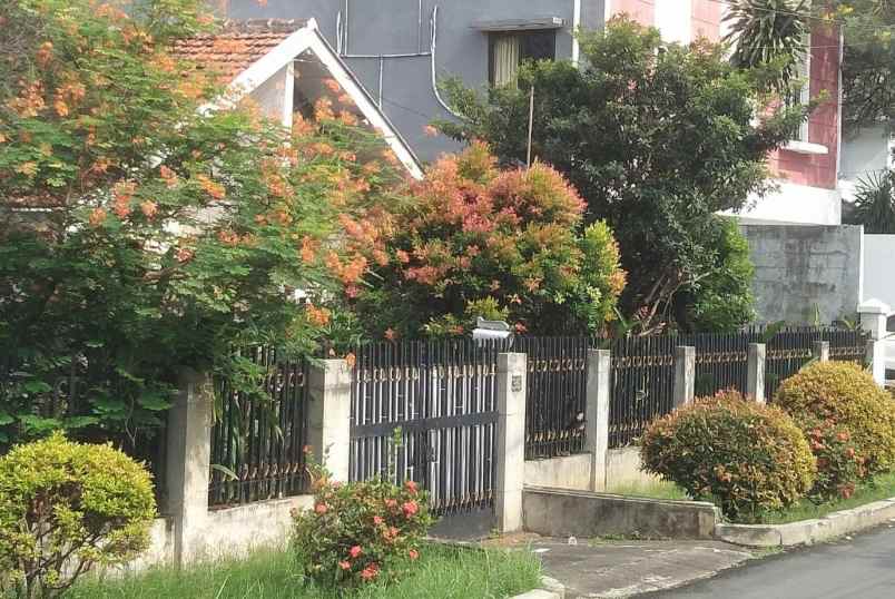 rumah hitung tanah luas 385m2 cilandak jakarta selatan