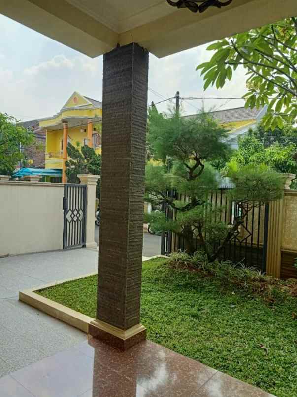 rumah jl kav marinir pondok