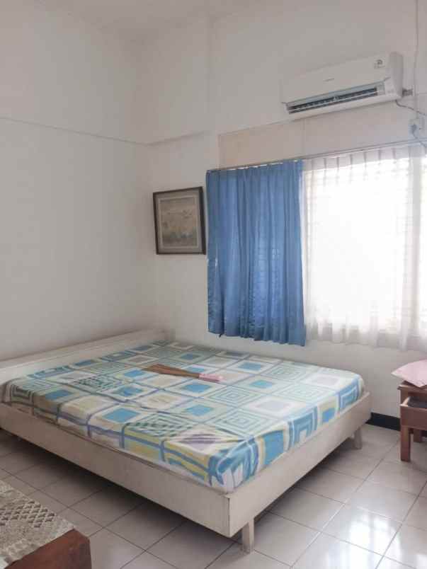 rumah lama layak huni dicipinang besar jakarta timur