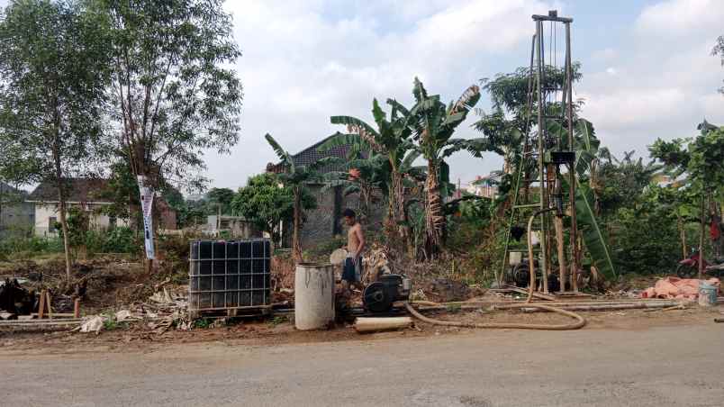 rumah mewah dekat kampus polinela rajabasa