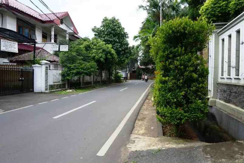 rumah mewah di komplek duren sawit jakarta timur