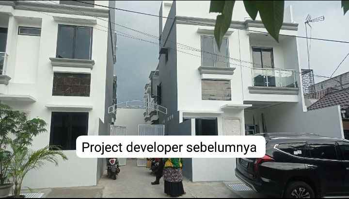 rumah modern 2 lantai cempaka putih jakarta pusat