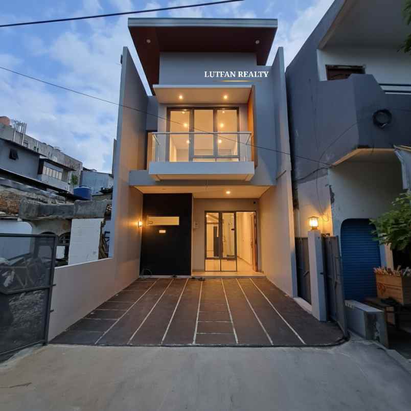 rumah pasar minggu dalam komplek