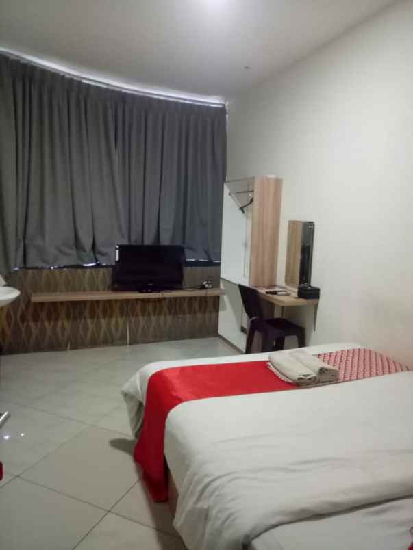 rumah penginapan 50 kamar by oyo cideng jakarta pusat