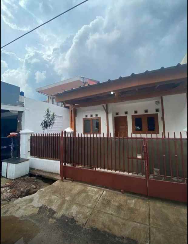 rumah second siap huni divila dago pamulang