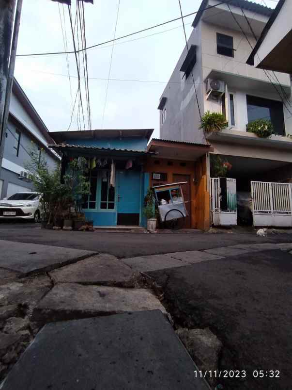 rumah second siap huni rawabelong jakarta barat