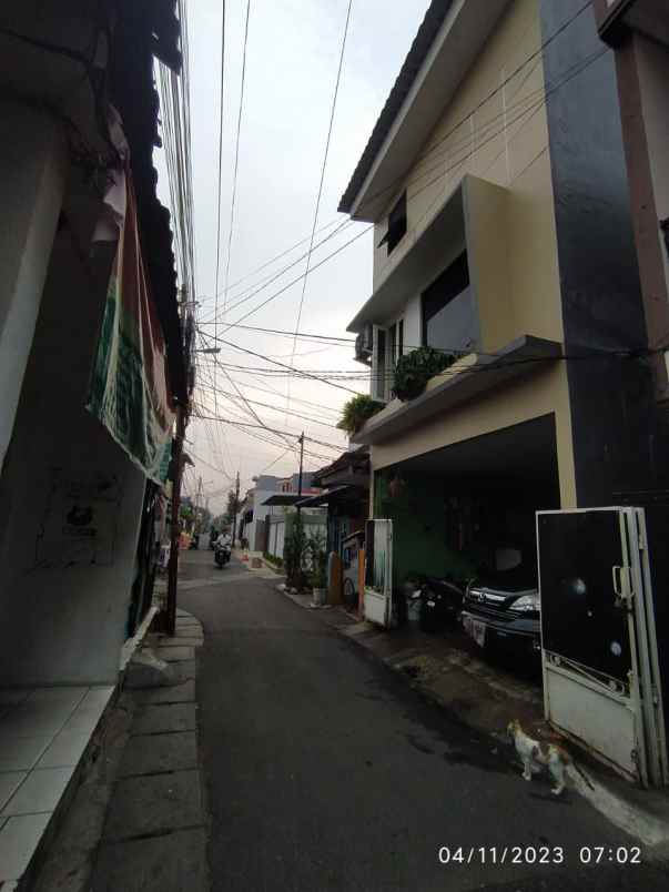 rumah second siap huni rawabelong jakarta barat