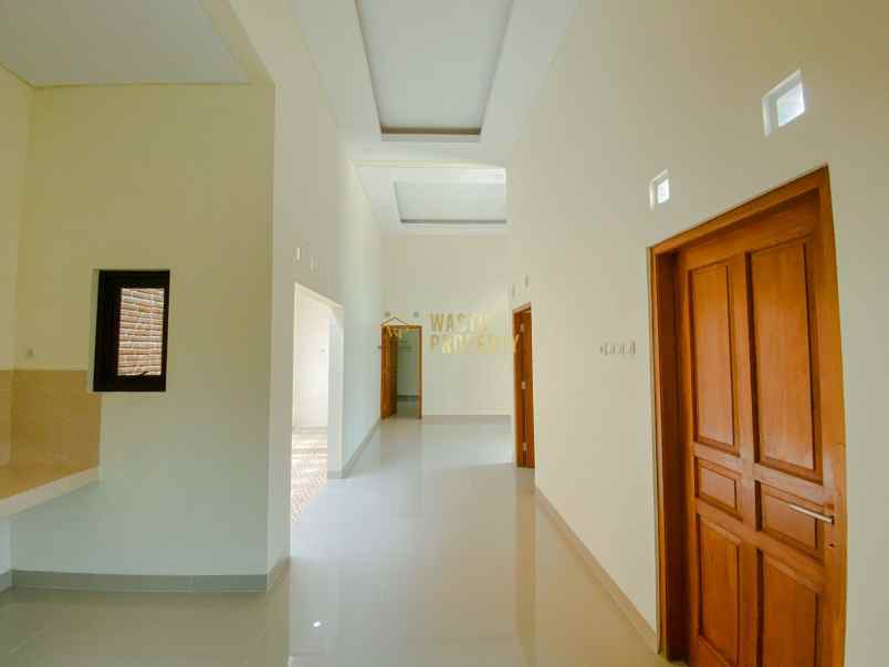 sambi house rumah cantik di kalasan yogya