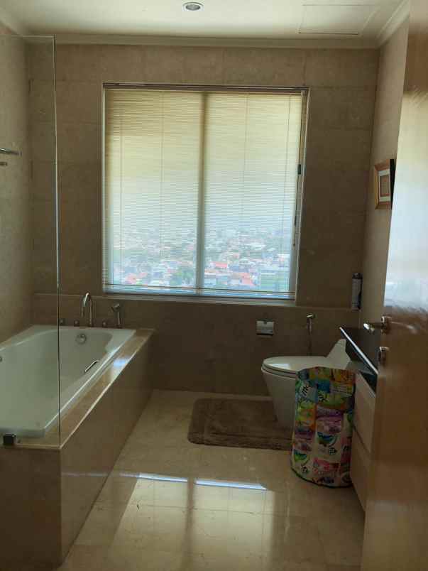 senayan residence 3br furnished