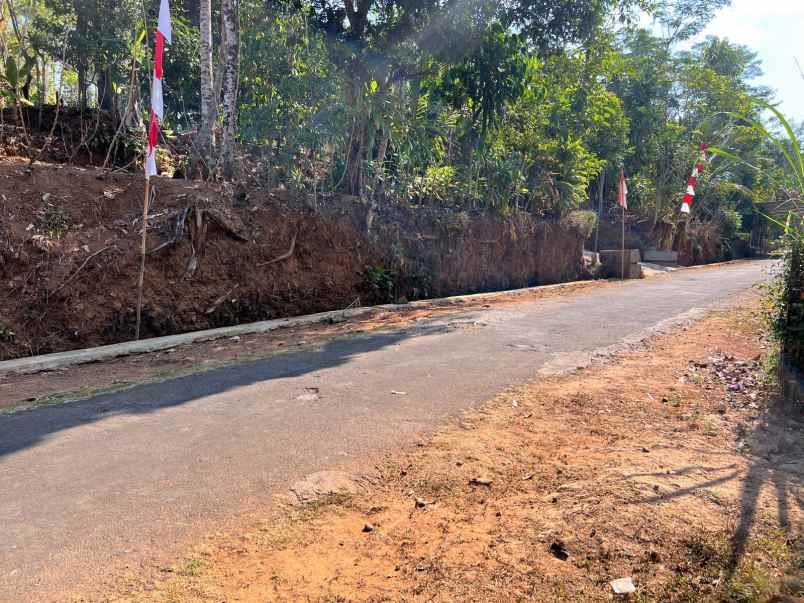 tanah dekat makutoromo karangpandan karanganyar