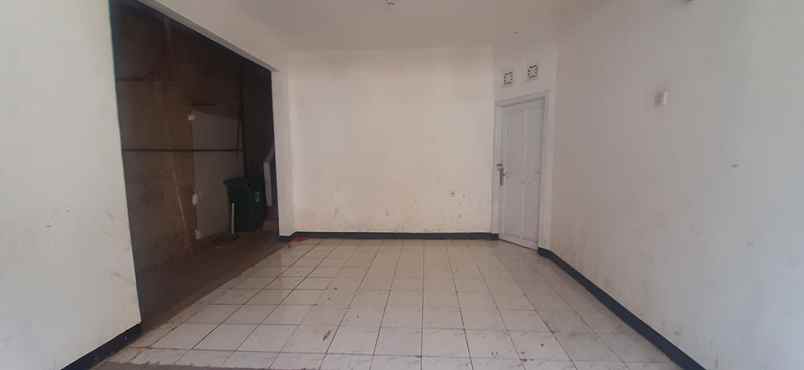 townhouse di sayap jalan jatihandap bandung