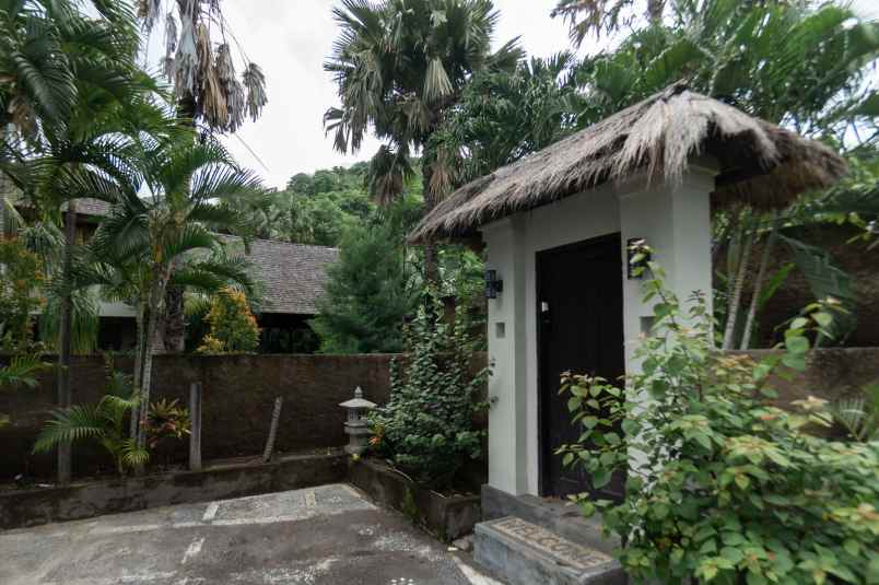 villa amed depan pantai di bali