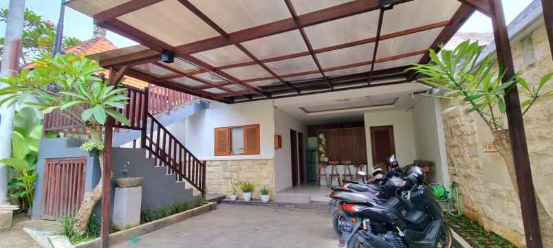 villa komplek area pariwisata lodtunduh gianyar bali