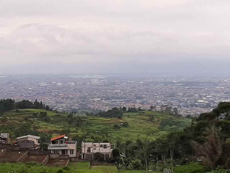 834 villa hitung tanah di dago giri bandung utara