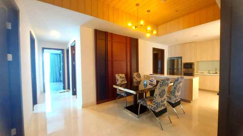 apartemen apt the kensington royal