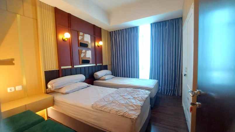 apartemen apt the kensington royal