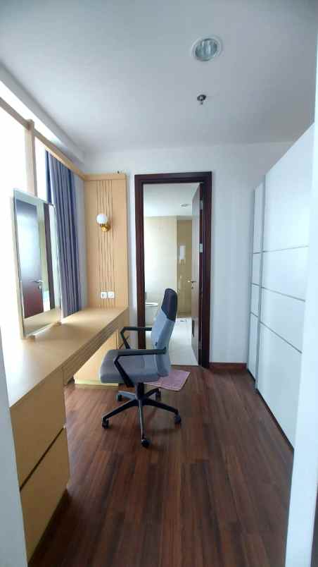 apartemen apt the kensington royal