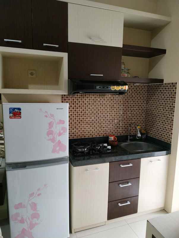 apartemen gunawangsa merr full furnished interioran