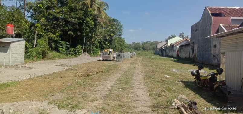 belakang sch tanah perumahan mangku aspal