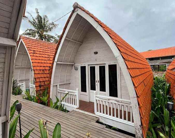 bungalow kayu cantik unik dan khas di canggu bali