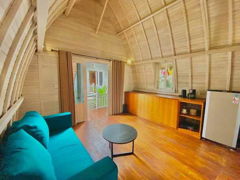 bungalow kayu cantik unik dan khas di canggu bali