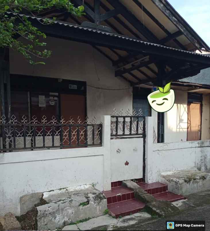 di rumah hitung tanah di perumahan depok utara