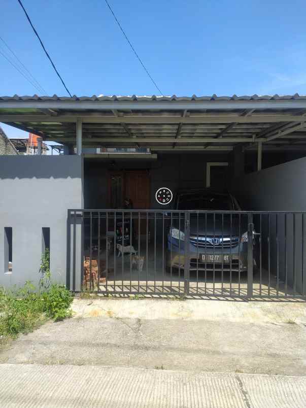 di sewa rumah kantor