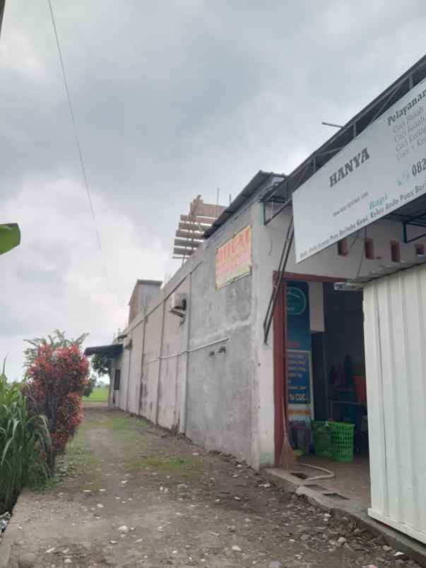 dijual 2 ruko 1 lantai dan rumah di belakang