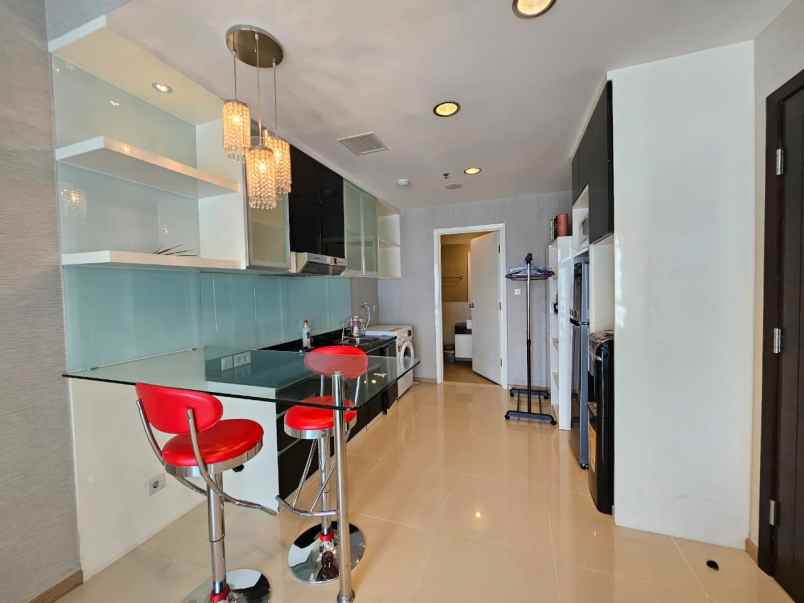 dijual apartemen furnished mewah dan luas