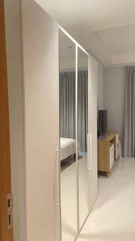 dijual apartemen jalan gatot subroto