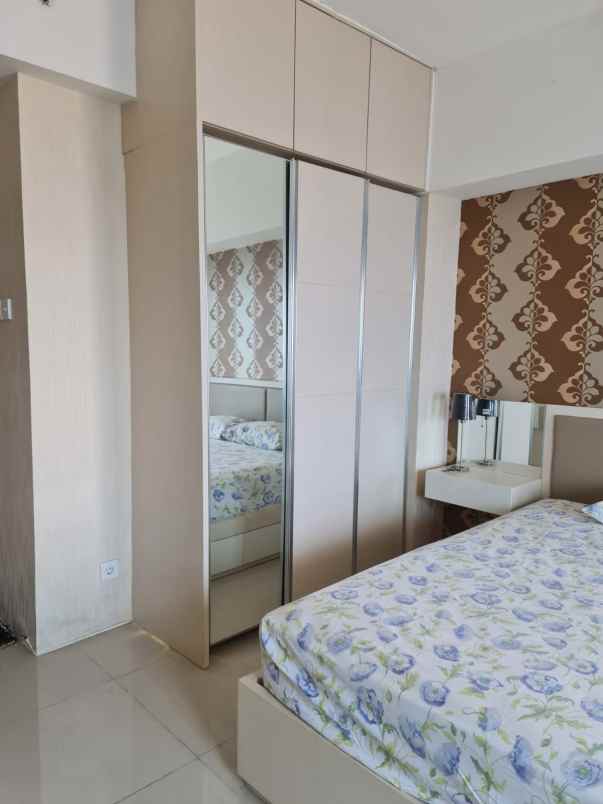 dijual apartemen pakuwon indah