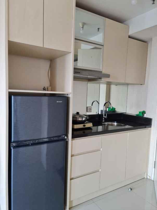 dijual apartemen pakuwon indah