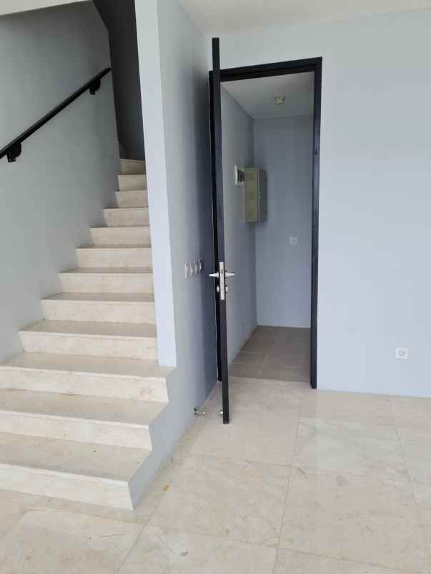 dijual apartemen satu8 jakarta barat