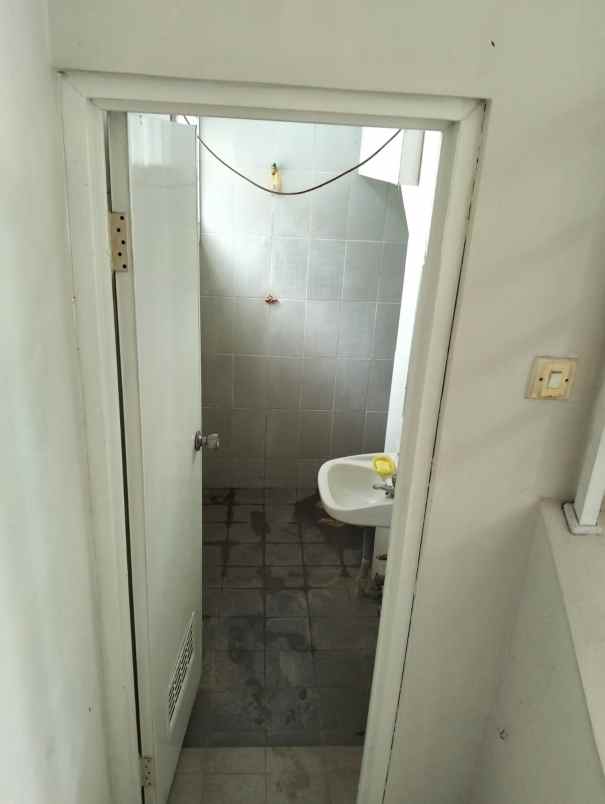 dijual apartemen transyogi cibubur jatikarya