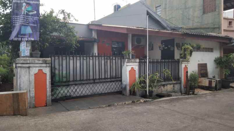 dijual cepat rumah bershm