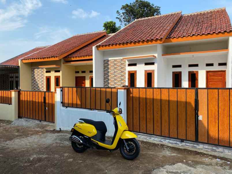 dijual cepat rumah cantik minimalis dekat stasiun krl