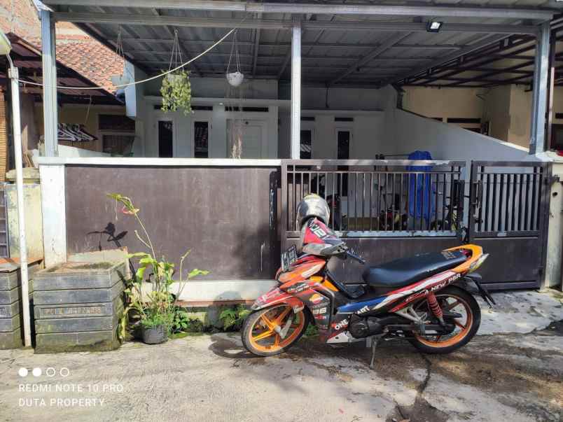 dijual cepat rumah di komplek cipageran siap huni