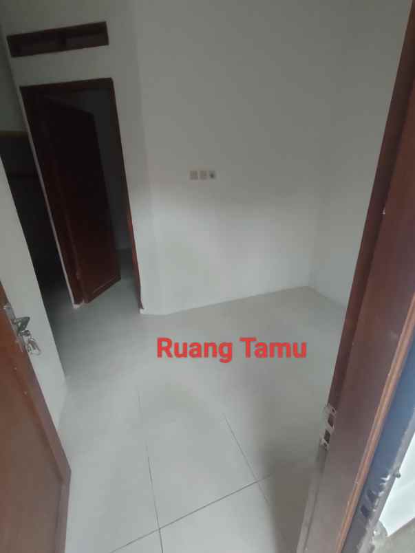 dijual cepat rumah mungil