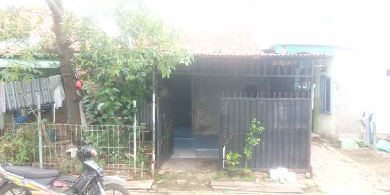 dijual cepat rumah perlu renovasi