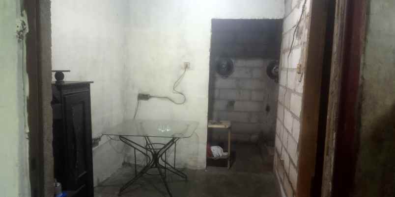 dijual cepat rumah perlu renovasi