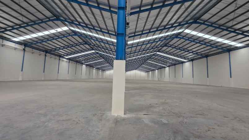 dijual disewakan gudang di krian