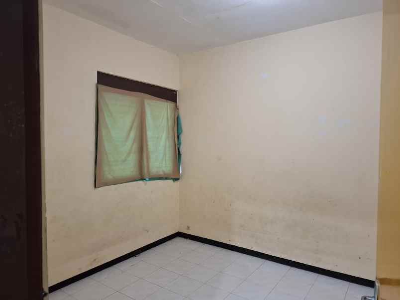 dijual disewakan rumah di bukit permai jember