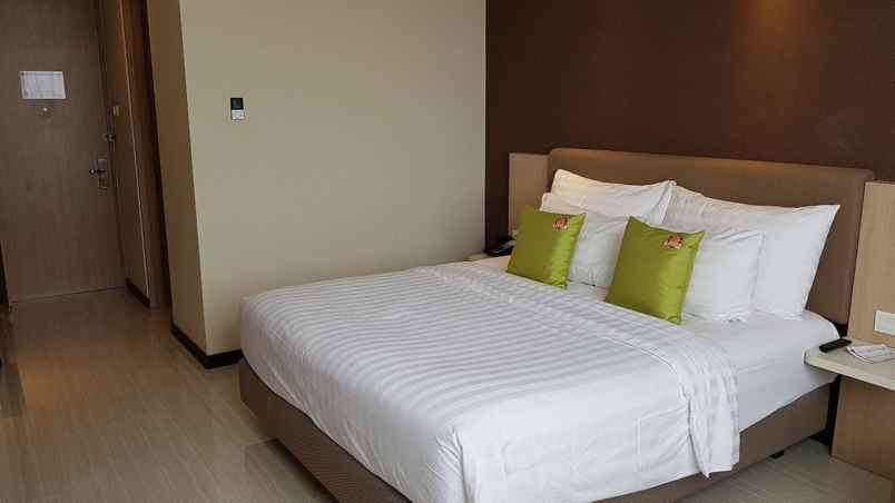 dijual hotel jl raya merr ir soekarno